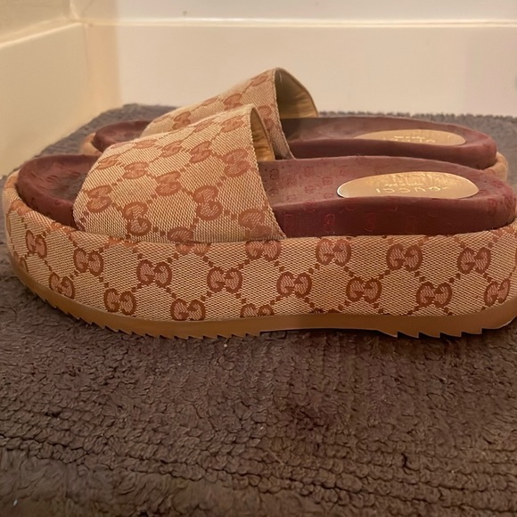 Gucci platforms size 36 - Picture 3 of 8